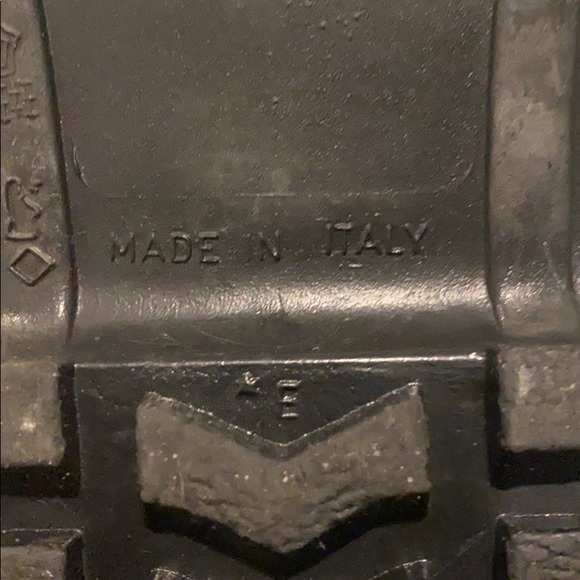 Burberry Rain Boots - Picture 5 of 6